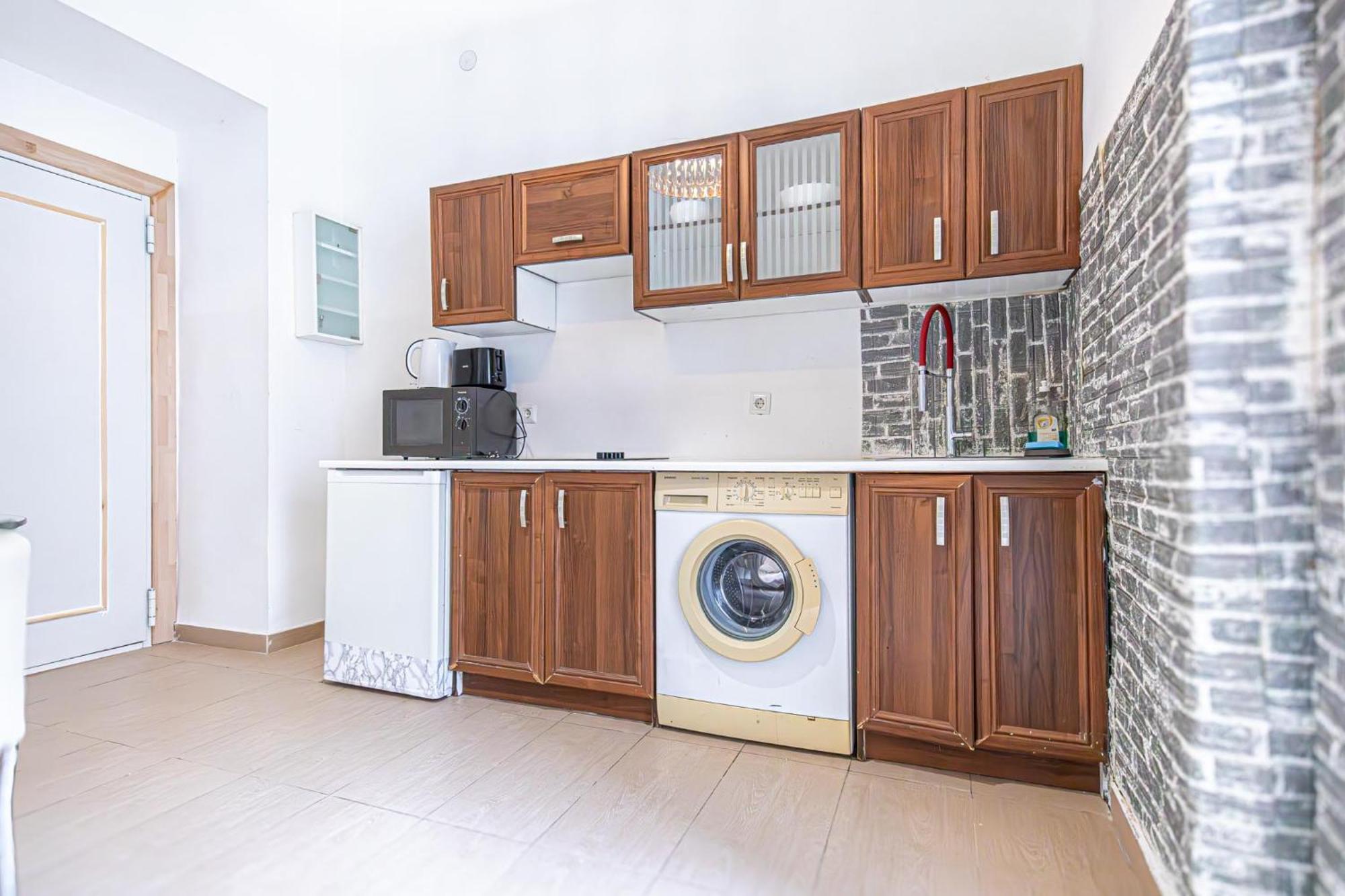 Simple Apt W Full Kitchen Wiener Stadthalle מראה חיצוני תמונה